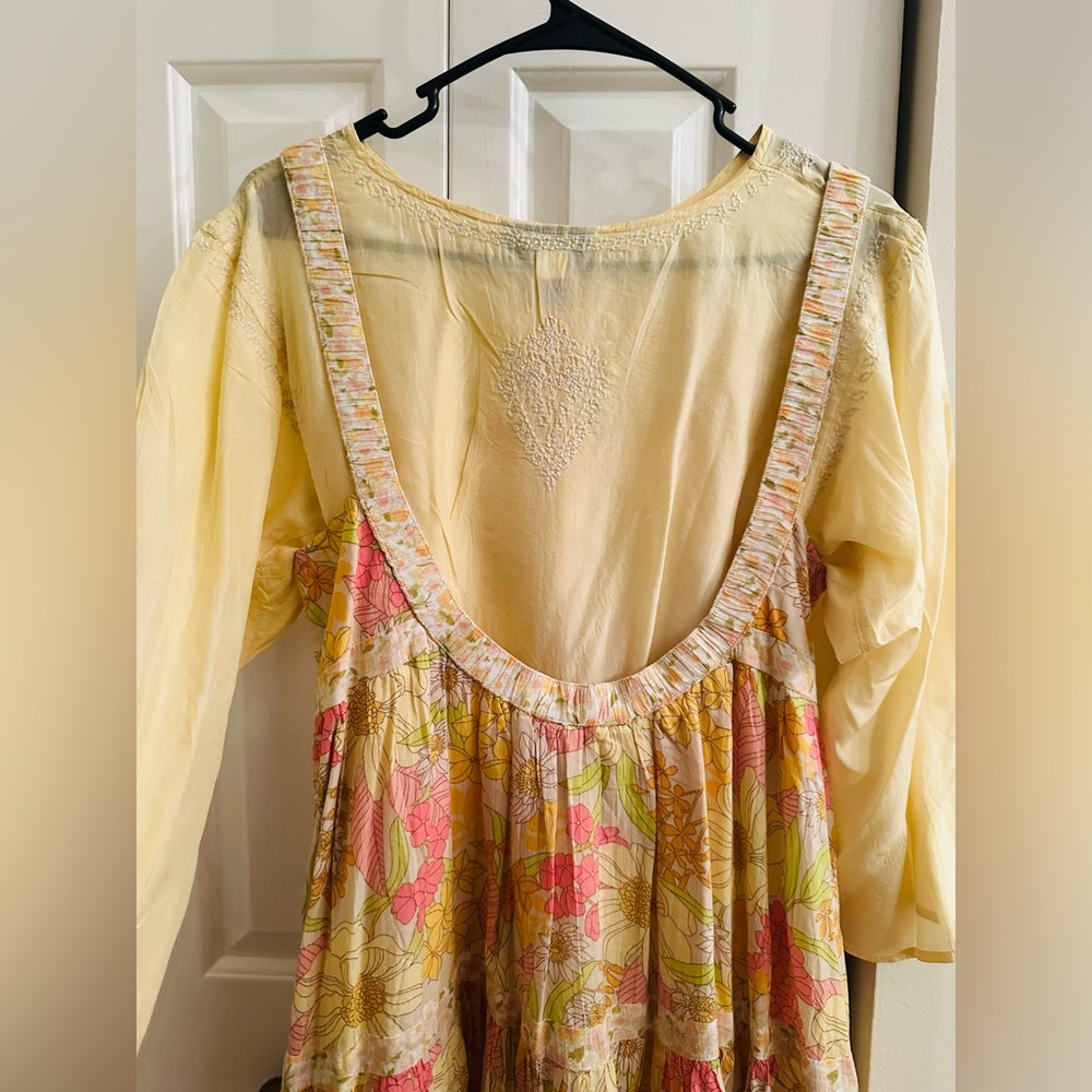 Vintage-Inspired Floral Tiered Sundress & Silk Blouse Set (American EagleSize S) - Picture 8 of 11
